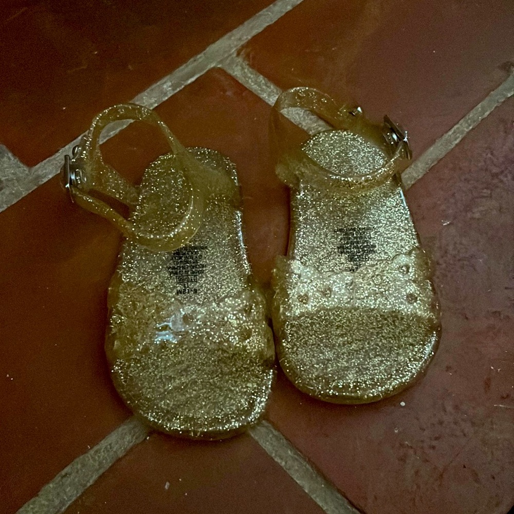 6-12mos Girls Glitttery Gold Jelly Sandals